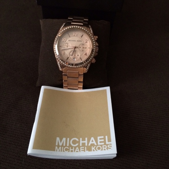 Michael Kors watch. Rose Gold. - Picture 1 of 4