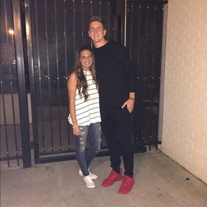 Meet your Posher, Mackenzid