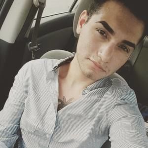 Meet your Posher, Mikeal