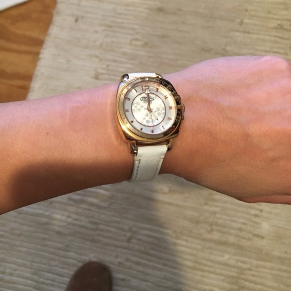 Coach watch - Picture 4 of 4