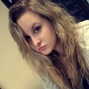 Meet your Posher, Alayna