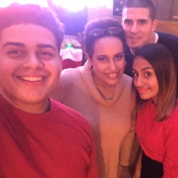 Meet your Posher, Ivelisse🙋🏽 - Picture 2 of 4