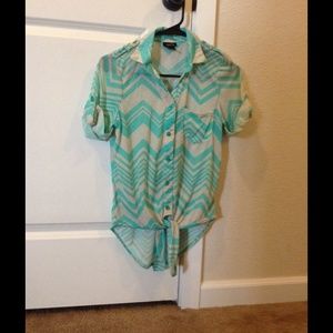 Rue 21 button up shirt