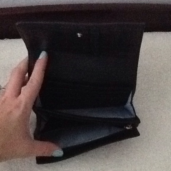 Coach Wallet - Picture 4 of 4