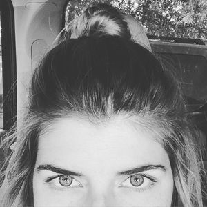 Meet your Posher, Jettie