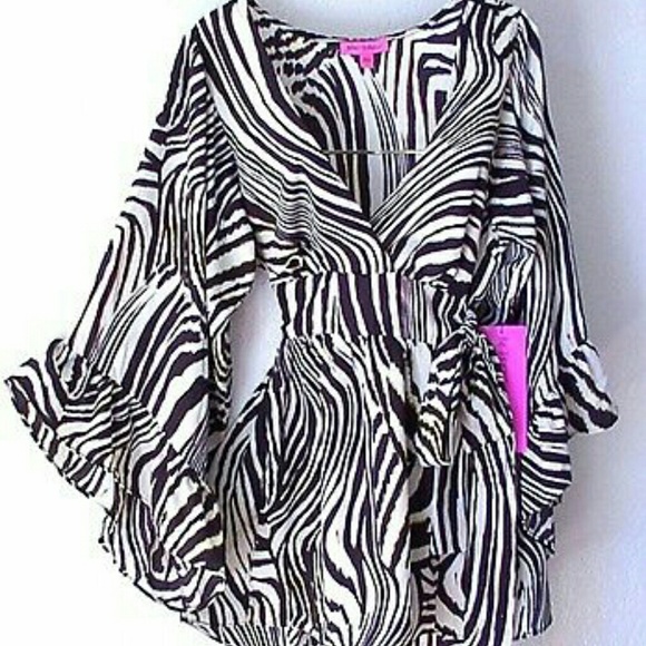 Betsey Johnson Tops - *sale* NWT Betsey Johnson blouse