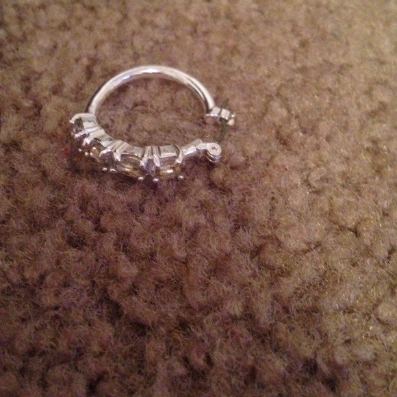 Hoop Earring - Picture 2 of 4