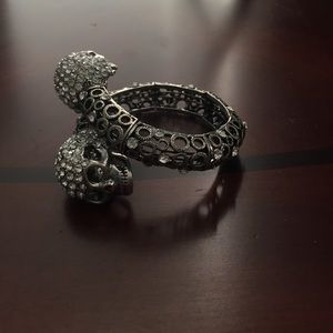 Skull bracelet
