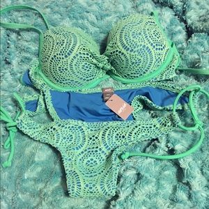 Aerie 2 piece swim wear!