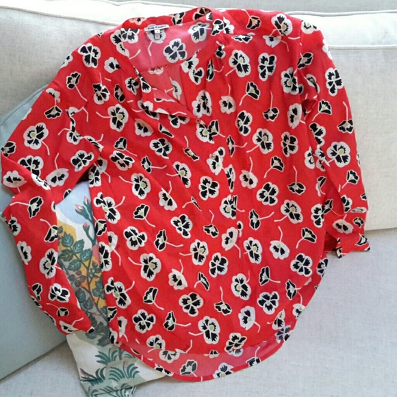 Colorful and flowing Juicy tunic