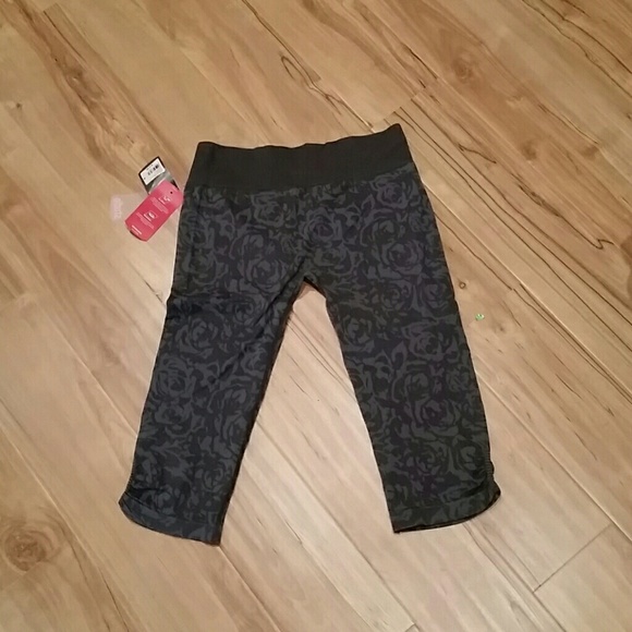 Exercise capri's - Picture 1 of 2