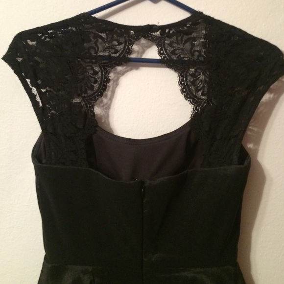 Cache Cocktail Dress - Picture 2 of 3