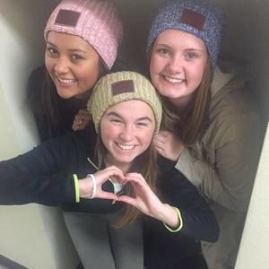 Meet your Posher, Victoria