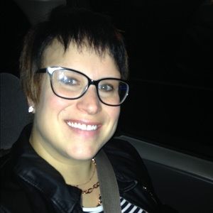 Meet your Posher, Amanda