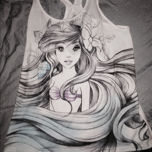 Little mermaid tank