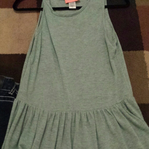 Shirt - Picture 2 of 2