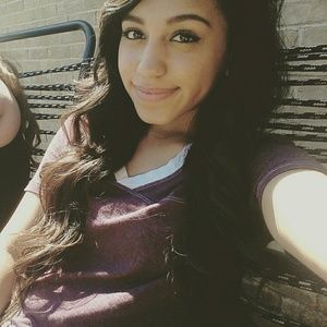 Meet your Posher, Jasmine