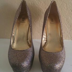 Glitter pumps