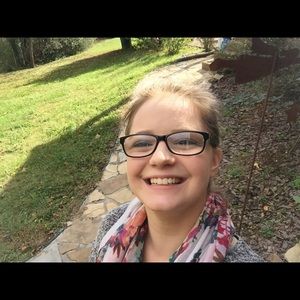 Meet your Posher, Kara