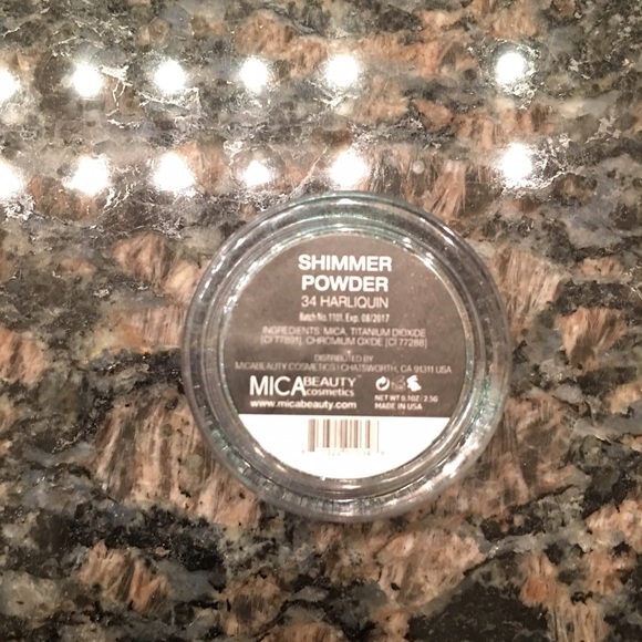 Mica Beauty Cosmetics loose shimmer eyeshadow - Picture 2 of 3