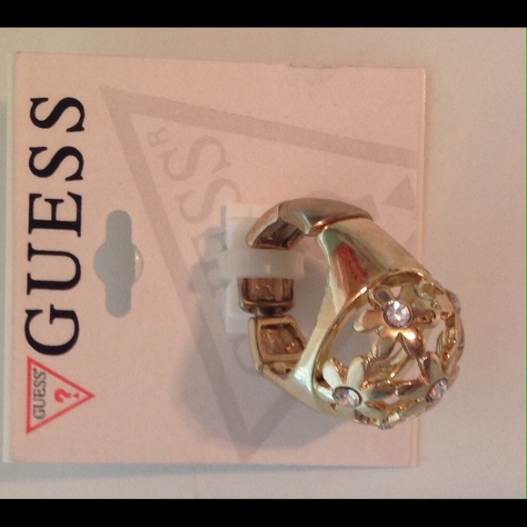 NWT Guess gold metal & stones flower stretch ring