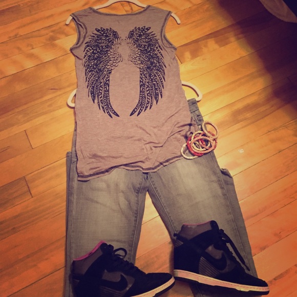 Wing back soft muscle tank
