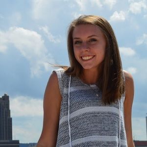 Meet your Posher, Olivia