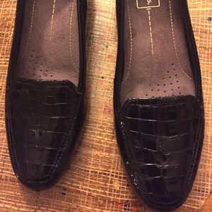 Clarks black leather alligator patent 9 - 9 1/2