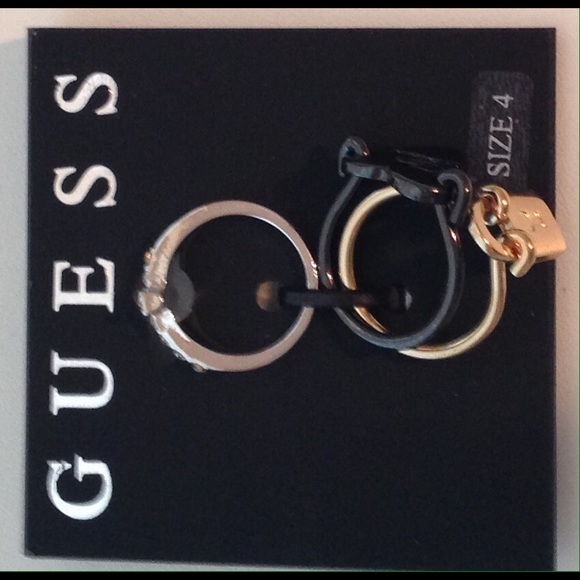 NWT Guess Midi ring set of 3