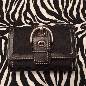 COACH authentic tri-fold wallet - black