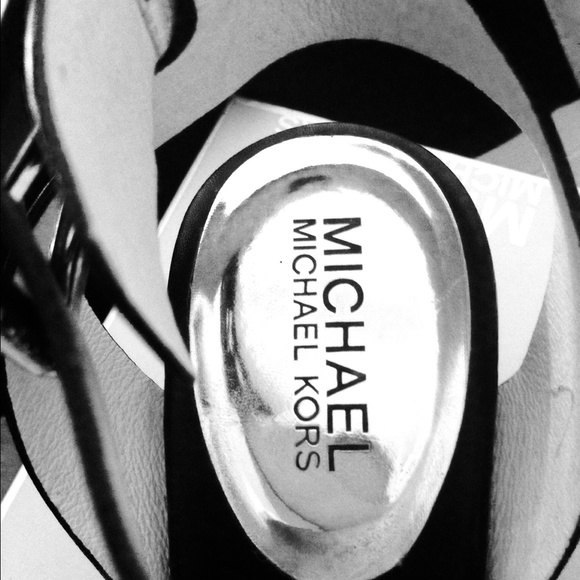 MICHAEL KORS Sandal - Picture 3 of 3