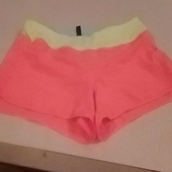 Running shorts