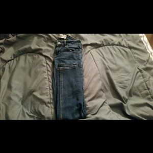 Hollister skinny jeans