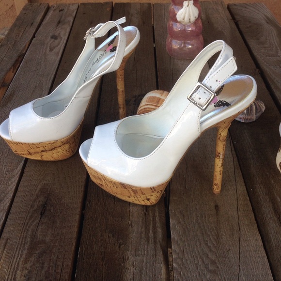 Penny loves Kenny heels