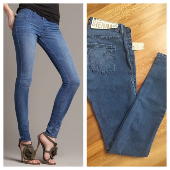 William Rast Low-Rise Jeans - Picture 1 of 4