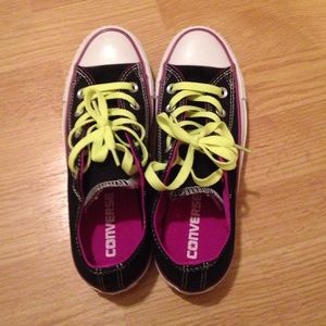 Never Worn Converse Chuck Taylor