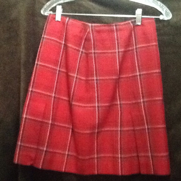 Skirt - Picture 1 of 2