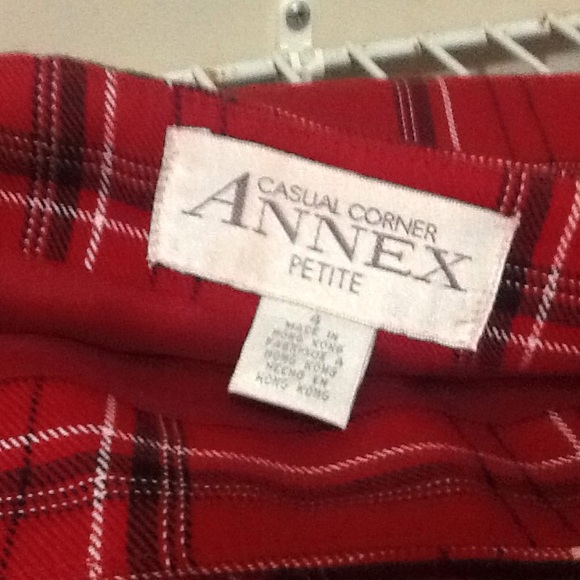 Skirt - Picture 2 of 2