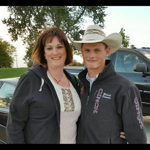 Meet your Posher, Dana