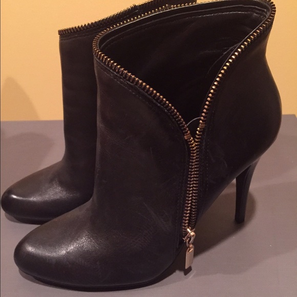 Carlos Santana Black Heel Booties