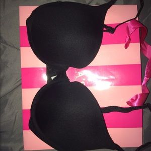 Classic black vs pink push up💗