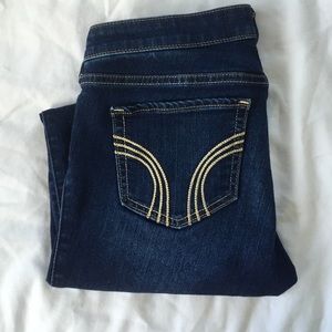 7R Hollister Straight Leg Jeans
