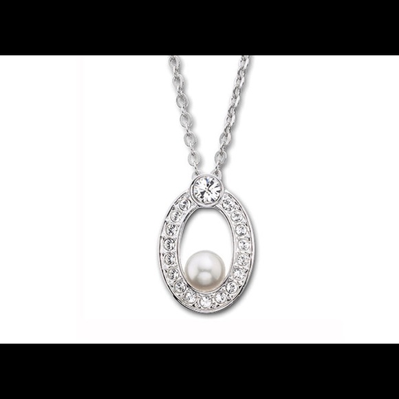 Swarovski Trusty Pendant necklace