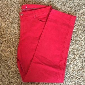 🚫SOLD/BUNDLE🚫 Old Navy Red Sweetheart Jeans