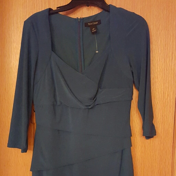 White house black market instant  slimming dress