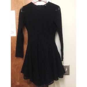 Black all over lace dress 🔥