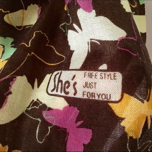 NEW!! SHE's Scarf! - Picture 3 of 3