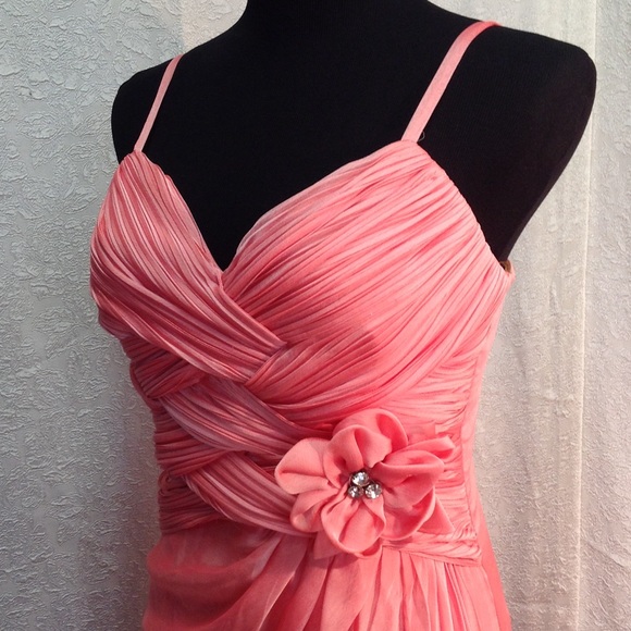 Cute formal dress medium