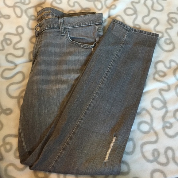 🚫SOLD/BUNDLE🚫Old Navy Grey Sweetheart Jeans