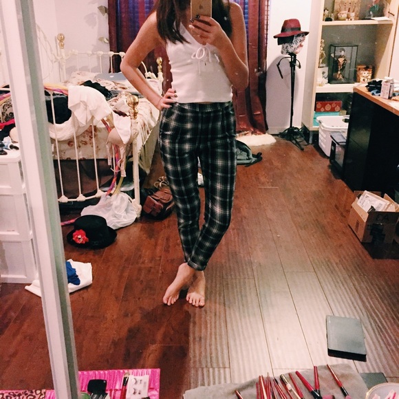 ✖️ SOLD ✖️ Brandy Melville Plaid Pants